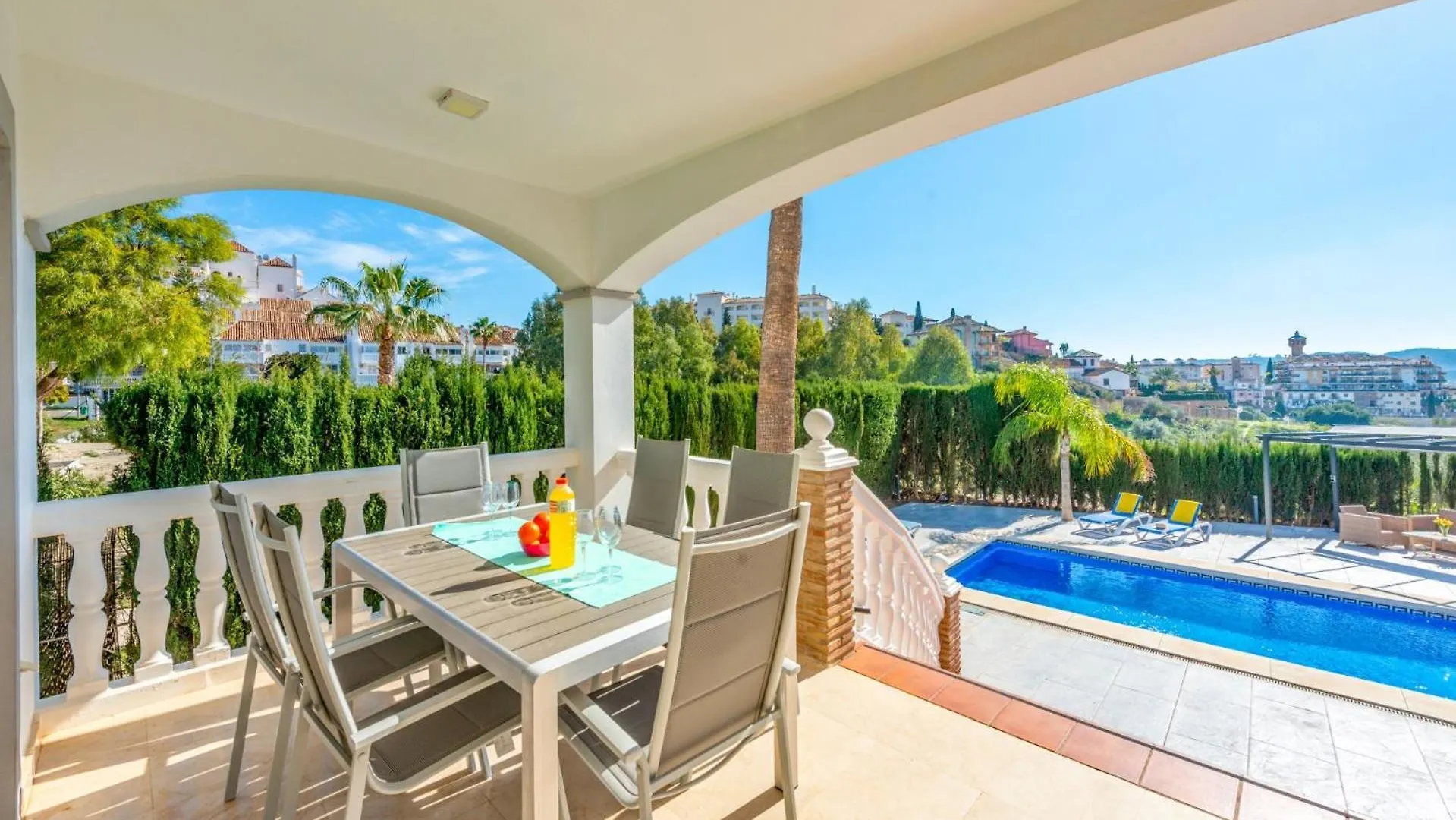 Villa Santo Sol By Villa Plus Santa Fe de los Boliches